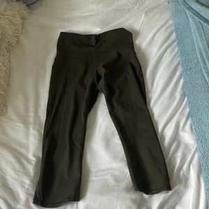 Cropped Lululemon leggings